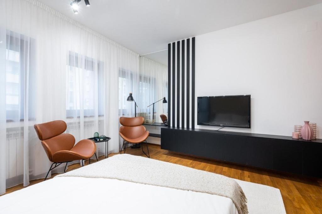 Wonderful Victorie Apartment Bukarest Exterior foto