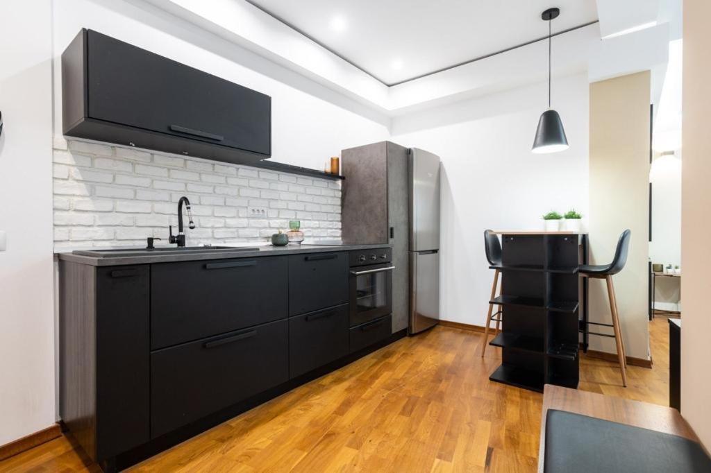 Wonderful Victorie Apartment Bukarest Exterior foto
